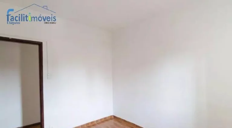 Imagem CASA AO LADO DO SHOPPING GOLDEN 3 DORMITÓRIOS - JARDIM DO MAR - SBC