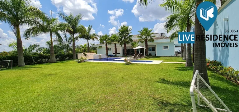 Imagem Casa Térrea, Alto Padrão, 4 Suítes e Piscina no Parque da Fazenda