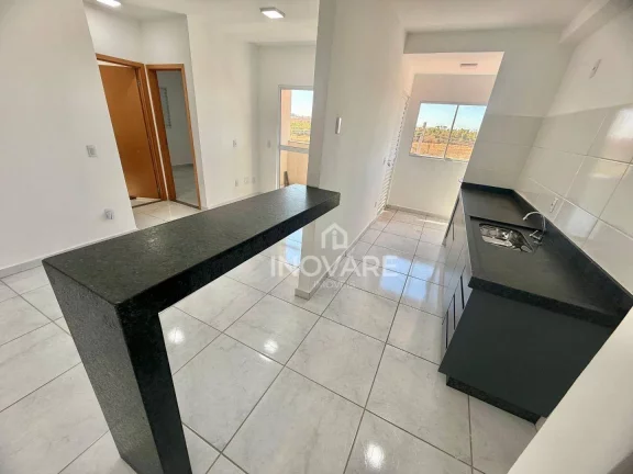 Imagem Apartamento com 2 dormitórios para alugar, 49 m² por R$ 1.300,00/mês - Alto Da Trindade - Itumbiara/GO