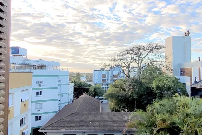 Imagem Imóvel com 3 Quartos à Venda,  em Tristeza - Porto Alegre