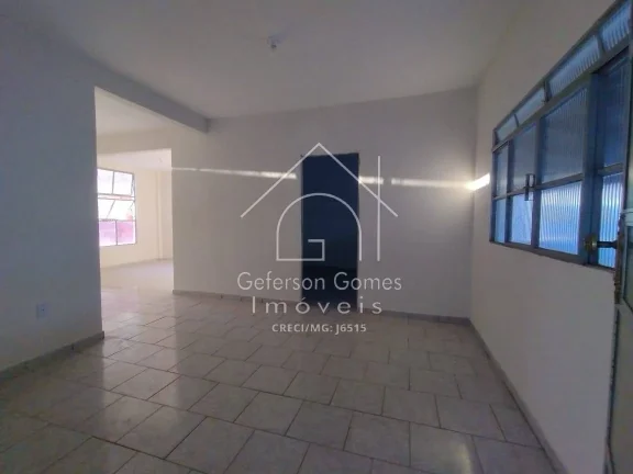 Imagem Casa à venda com 03 Quartos - Centro - Mantena - MG