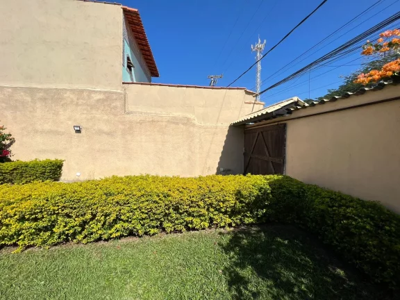 Imagem Vendo casa rústica, em ótimo estado de conservação, ótima localização