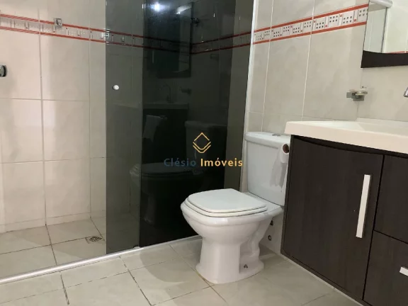 Imagem Apartamento para venda reformado com 2 quartos, 2 banheiros, 100m²