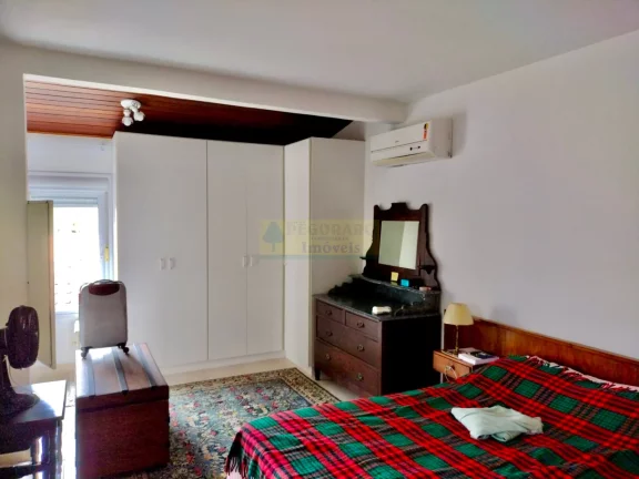 Imagem Grandiosa Casa a Venda na Praia da Martim de Sá