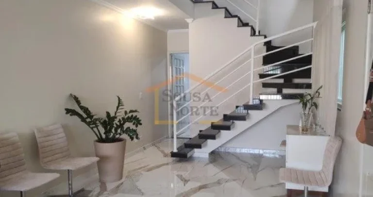 Imagem Sobrado lindo e totalmente reformado por dentro, com acabamento moderno e cheio de armários planeja...