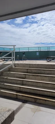 Imagem Imperdível apartamento à venda em Macaé-RJ, Riviera Fluminense! 2 quartos, 1 suíte, 2 salas, 3 banheiros, 2 vagas de garagem. Confira!