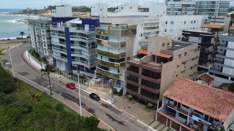 Imagem Encantador Apartamento na Enseada Azul, Guarapari!
Imóvel diferenciado na badalada Praia de Peracan...