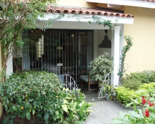 Imagem Linda casa em Condômino fechado