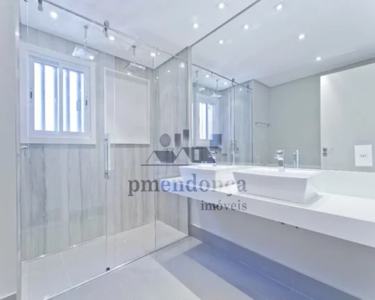 Imagem Apartamento Duplex reformado na rua Alagoas, 285 m2