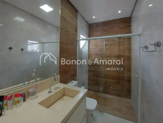 Imagem Casa no Condomínio Flor da Serra em Valinhos, com 293m² de área privativa em um terreno de 340m²...