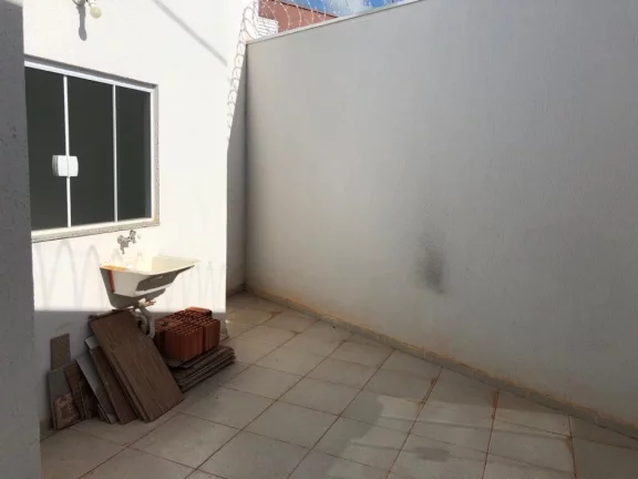 Imagem Linda casa, 2 dormitórios, Pq. Val de Palmas