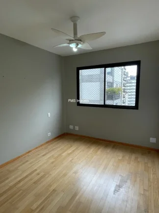 Imagem Apartamento 3 suítes, 3 vagas e 209m2 de útil no Itaim Bibi