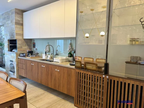 Imagem VENDO CASA DE 3 DORMITORIOS SENDO UMA SUITE EM CONDOMINIO - SIM