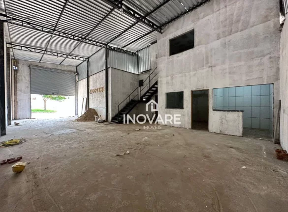 Imagem Galpão à venda, 170 m² por R$ 500.000,00 - Buritis - Itumbiara/GO