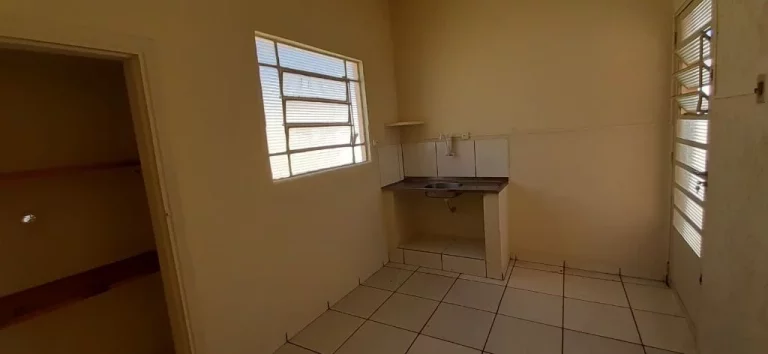 Imagem Casa com 2 dormitórios para alugar, 80 m² por R$ 2.400,00/mês - Jardim Leonor - Campinas/SP