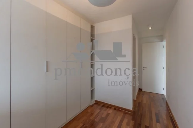 Imagem Apartamento à Vvenda em Perdizes com 03 sui­tes e 03 vagas, 127m²
