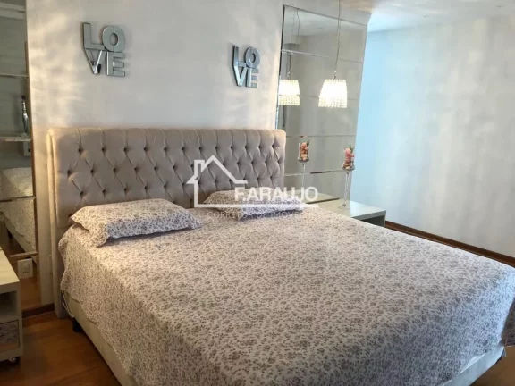 Imagem Casa em Condomínio à venda em Villa dos Inglezes com 314m² 3 suítes, 4 vagas
