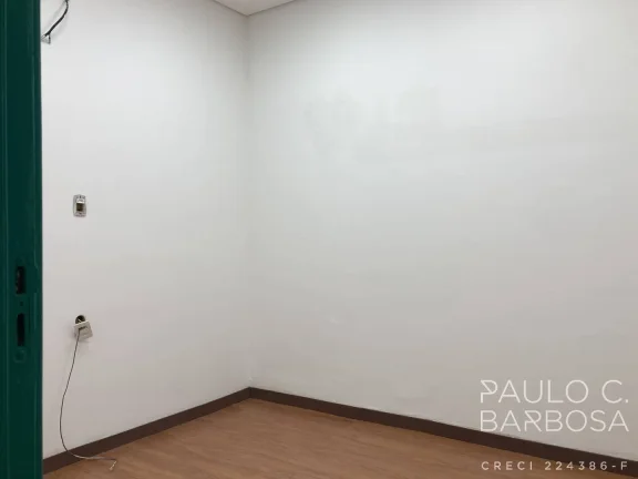 Imagem Pinheiros conjunto em sobreloja - 6 Salas - 3 Vagas - 130m²