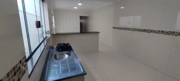Imagem Sobrado com 4 dormitórios à venda, 186 m² por R$ 650.000,00 - Jardim Cacique - Suzano/SP