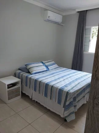 Imagem Casa com 2 dormitórios à venda, 122 m² por R$ 455.000,00 - Parque Senhor do Bonfim - Taubaté/SP