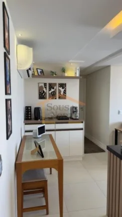 Imagem Apartamento com 82m², composto por 2 dormitórios, sendo 1 suite com ar condicionado, varanda goume...