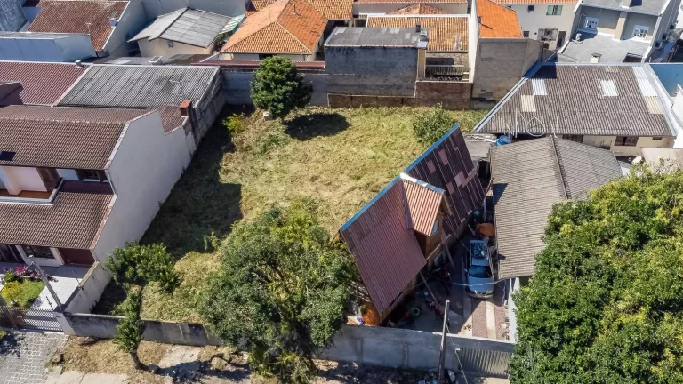 Imagem Terreno de 575m² de frente para rua, no Guaíra