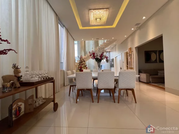 Imagem Casa de Luxo à Venda no Copacabana – 4 Suítes, Cinema e Área Gourmet