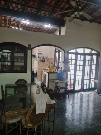 Imagem VENDO LINDO SOBRADO 03 DORMITÓRIOS NO BAIRRO INGAÍ!