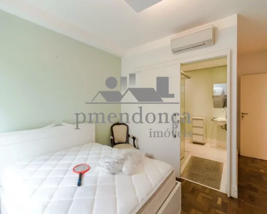 Imagem Apartamento 3 quarto , 1 suite, 4 vagas, 230 m2 - reformado
