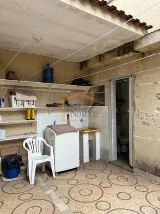 Imagem Casa térrea com edícula e área gourmet, implantada em terreno de 150m², com 200m² de área cons...