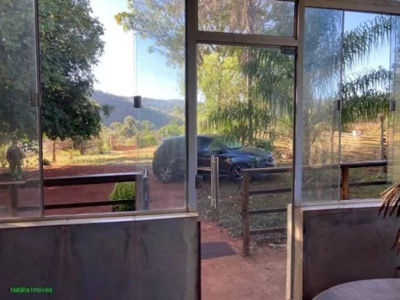 Imagem OPORTUNIDADE DE NEGÓCIO!!!
*LINDA CHÁCARA COM 5.990 M², EM ITATIAIUÇU
*CASA CONSTITUIDA POR: 2 Q...