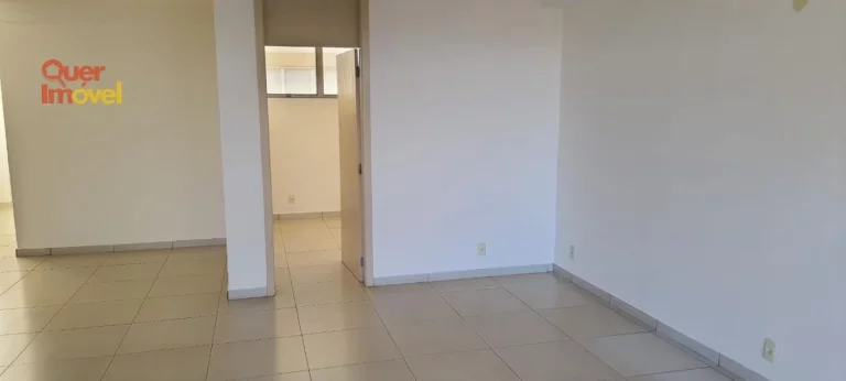 Imagem Magnífico apartamento à venda no coração de Ribeirão Preto-SP, Centro. 3 quartos, 1 suíte, 2 salas, 2 banheiros, 1 vaga. 216m². Quer Imóvel Negócios Imobiliários.