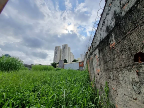 Imagem Localização privilegiada e espaço amplo - o terreno dos sonhos para o seu negócio! ( 2 terrenos ...