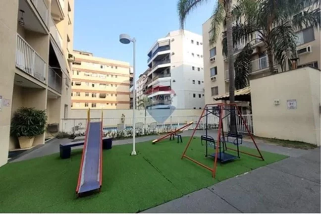 Imagem Apartamento Completo na Praça Seca - Oportunidade Única!