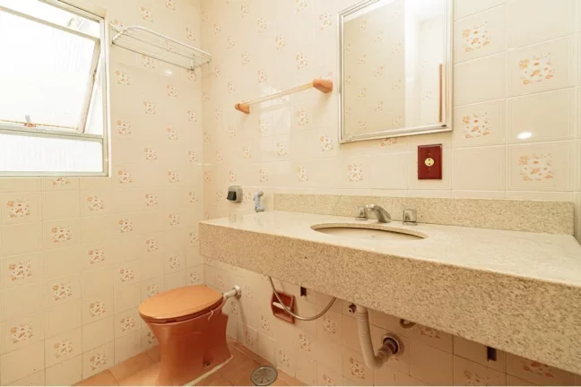 Imagem Cobertura à venda em Porto Alegre, Centro Histórico, com 1 quarto, 98m2