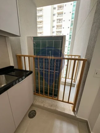 Imagem Apartamento de Luxo para Locação no Itaim Bibi - São Paulo-SP: 3 Quartos, 3 Suítes, 2 Salas, 4 Banheiros, 2 Vagas de Garagem!