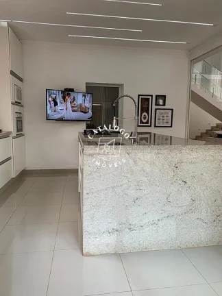Imagem Casa em Condomínio a Venda no bairro Residencial e Empresarial Alphaville - Ribeirão Preto, SP