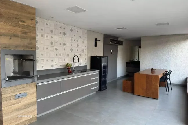 Imagem Este espaçoso apartamento de 179 metros quadrados é ideal para quem busca conforto e praticidades....