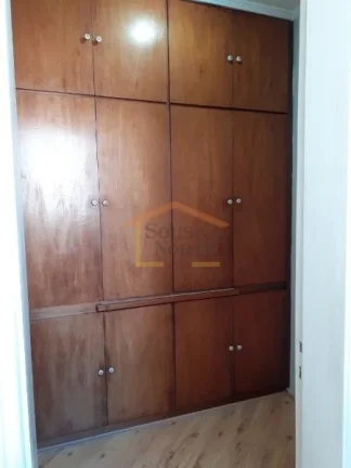 Imagem Apartamento 3 dormitórios, sendo 1 suíte, com armários embutidos, sala 2 ambientes, pisos em mard...