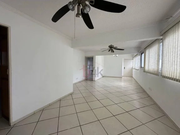 Apartamento para locação no Campo Belo com 3 quartos;