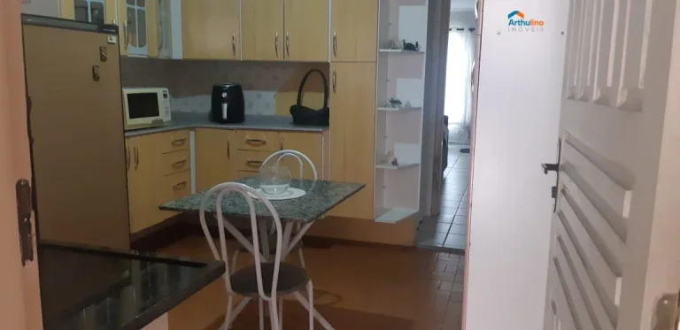 Imagem Casa 69m² assobradada-2 dormitorios-quintal-vaga de garagem-Taboao da Serra-SP R$ 400.000,00