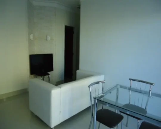 Imagem Flat à venda no Guarujá na praia das Pitangueiras.