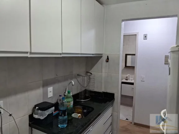 Imagem Apartamento para Venda em Curitiba, Sítio Cercado, 2 dormitórios, 1 banheiro, 1 vaga
