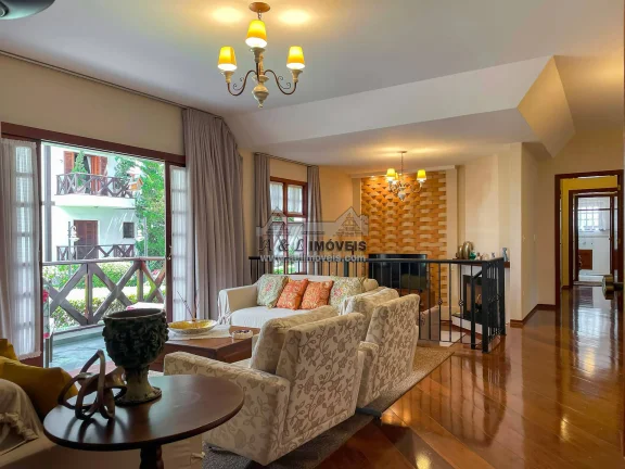 Imagem Apartamento Campos Jordão 4 Dorm, Lareira, SPA, 400m Capivari