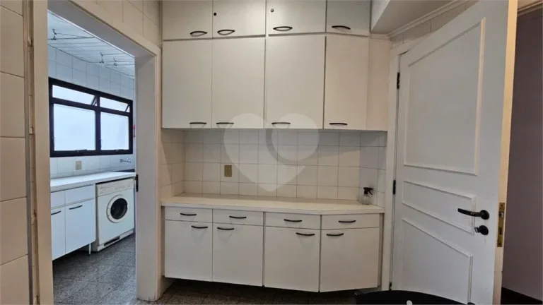Imagem Apartamento à venda com 3 quartos, sendo 1 suíte, no condomínio Maresias, São Paulo - SP