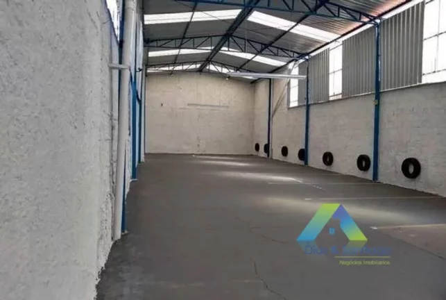 Imagem Galpão com escritório de 400m² em VIla Moinho Velho/SP!