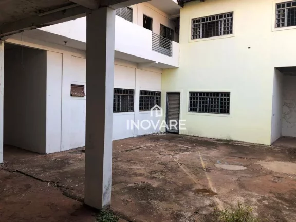 Imagem Apartamento com 3 dormitórios, 12 m² - venda por R$ 900.000,00 ou aluguel por R$ 2.500,00/mês - Alto da Boa Vista - Itumbiara/GO