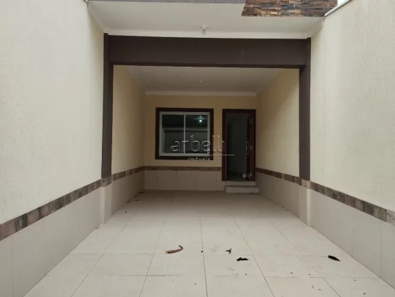 Imagem Sobrado com 170 metros quadrados, 3 dormitórios sendo os três suítes, sendo uma com varanda, ampl...