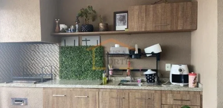 Imagem Apartamento de 146m² com 4 dormitórios, sendo 3 suítes.Totalmente decorado, com piso de madeira, ...