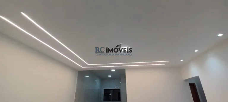 Imagem Casa a Venda no bairro Rio do Ouro - São Gonçalo, RJ